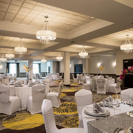 Crowne Plaza Chicago Sw - Burr Ridge By Ihg Hotel Exterior photo